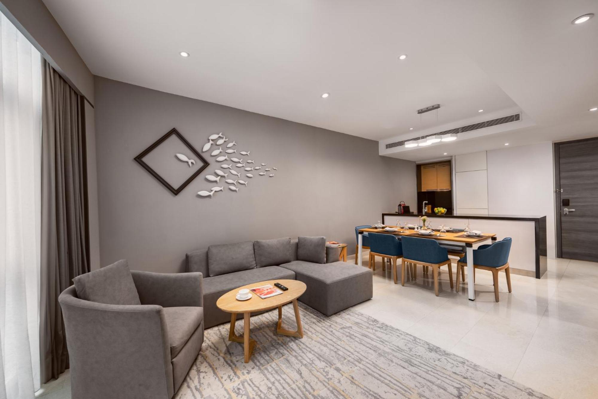 ホテル フレイザー プレイス プテリ ハーバー ヌサジャヤ エクステリア 写真 A living room in a condominium