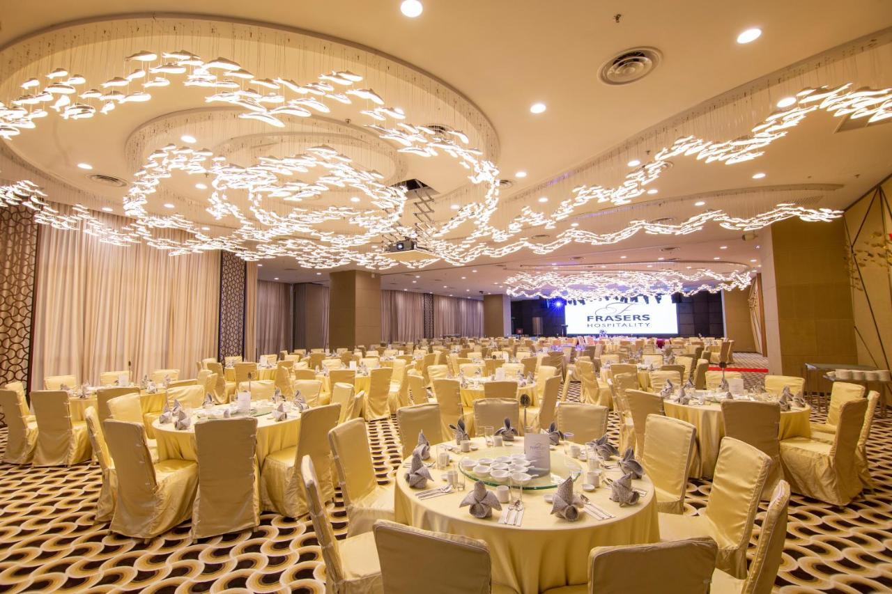 ホテル フレイザー プレイス プテリ ハーバー ヌサジャヤ エクステリア 写真 The ballroom of the hotel